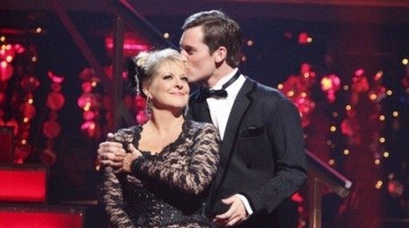 Performance Show: Week 8 (2011) - Episode 15 poster and promotional image