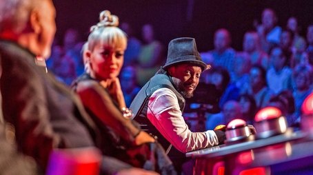 Blind Auditions 7 (2015) - Episode 7 poster and promotional image