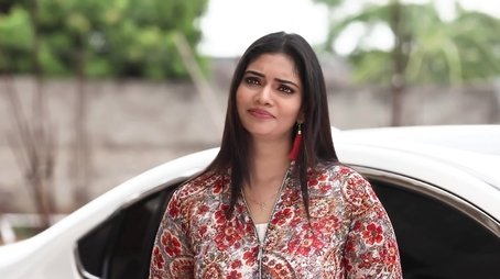 Varsha Provokes Chinnathambi (2018) - Episode 201 poster and promotional image
