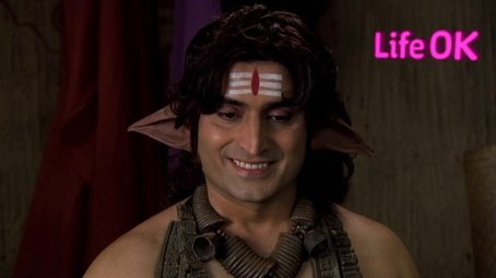 Manthara poisons Kaikeyi's mind (2013) - Episode 18 poster and promotional image