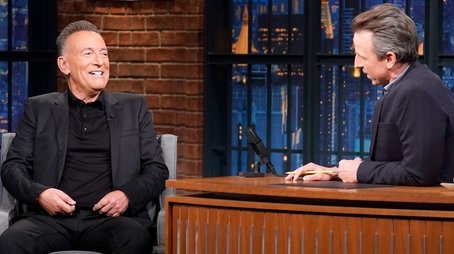 Bruce Springsteen, Mike Birbiglia (2022) - Episode 30 poster and promotional image