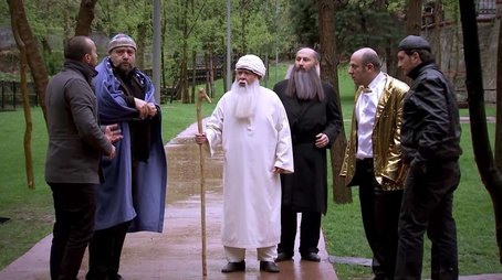 Fedakarlık (2013) - Episode 34 poster and promotional image