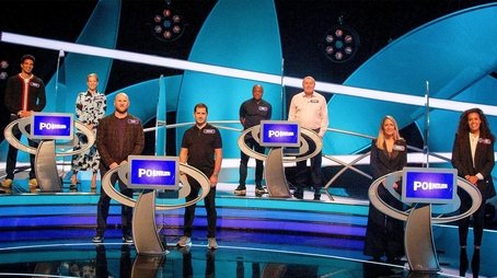 Football (2021) - Episode 32 poster and promotional image