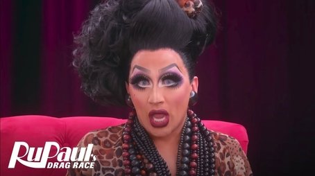 The Pit Stop S11 E9 | Bianca Del Rio Talks L.A.D.P.! | RuPaul's Drag Race (2019) - Episode 9 poster and promotional image