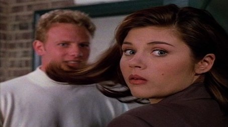 Love Hurts (1995) - Episode 23 poster and promotional image