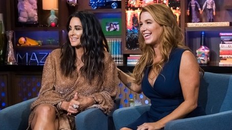 Kyle Richards; Poppy Montgomery (2019) - Episode 117 poster and promotional image