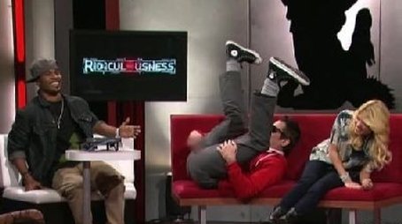 Johnny Knoxville (2011) - Episode 2 poster and promotional image