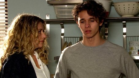 Wed 6 Feb 2019 (2019) - Episode 32 poster and promotional image