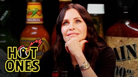 Courteney Cox Becomes Friends With Spicy Wings (2022) - Episode 8 poster and promotional image