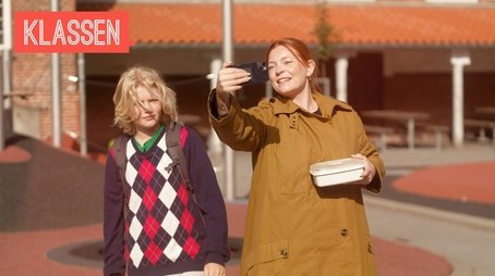 Help, my mom is an influencer (2024) - Episode 19 poster and promotional image