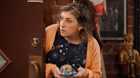 Call Me by My Middle Name (2022) - Episode 2 poster and promotional image