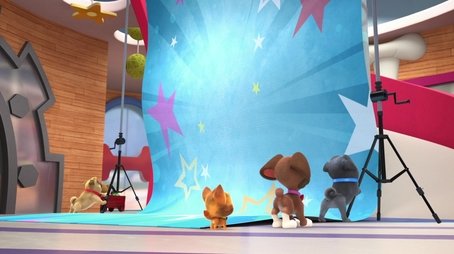 Family Pet Picture Day (2022) - Episode 7 poster and promotional image