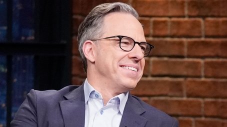 Jake Tapper, Chelsea Peretti, Stephen Wilson Jr. (2024) - Episode 65 poster and promotional image
