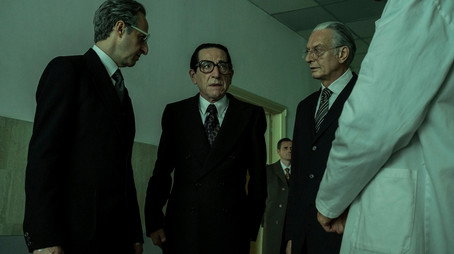 Esterno notte Stagione 1