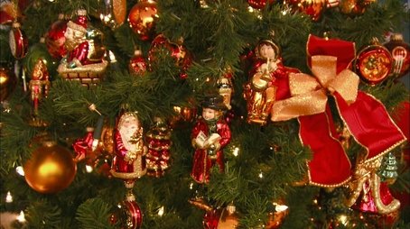 Cine Cameras, Glass Christmas Ornaments, Giant Tires (2008) - Episode 6 poster and promotional image