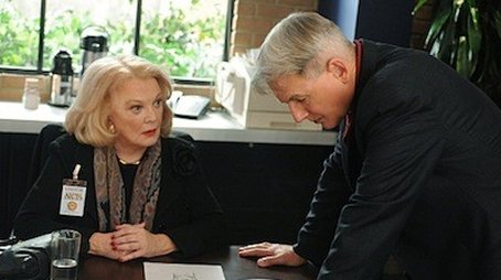 Mother's Day (2010) - Episode 16 poster and promotional image