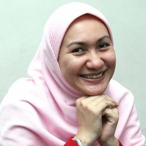 Anneke Putri