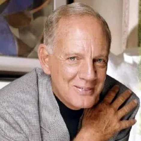 Loris Azzaro