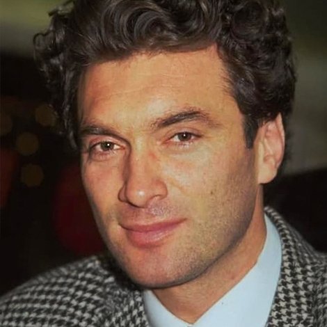 Tarık Tarcan
