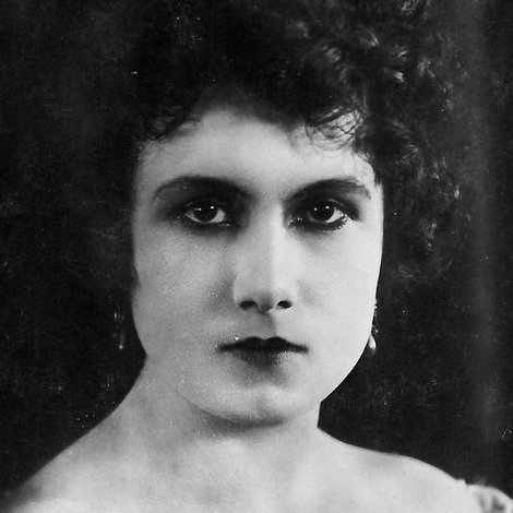 Suzanne Delmas