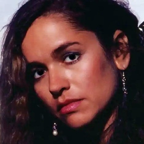 Nicolette Larson