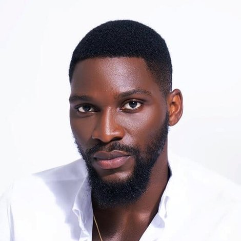 Tobi Bakre