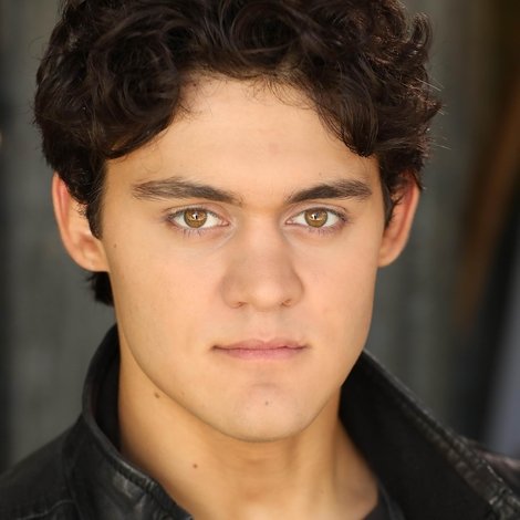 Layton Khan