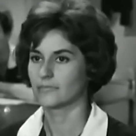 Anny Papakonstantinou
