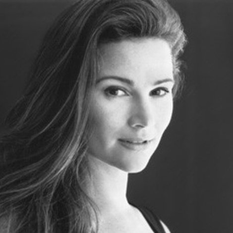 Keely Shaye Smith