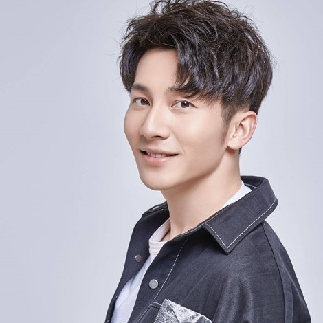 Kaixiang Huang