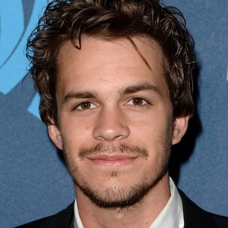 Johnny Simmons