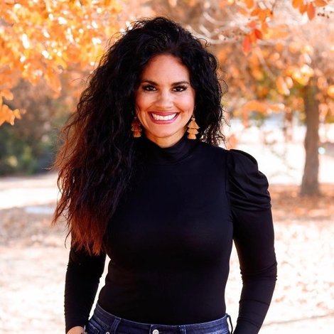 Nikki Jones Curtis