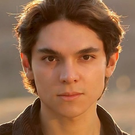 Elliot Alva