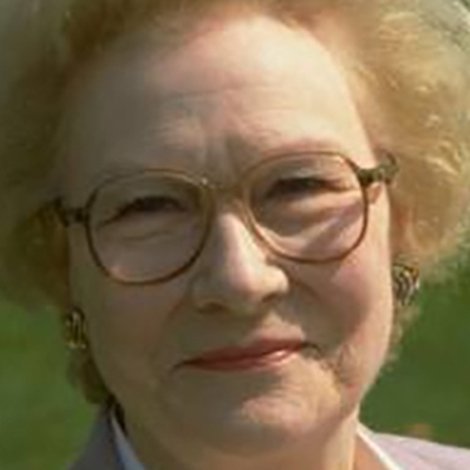 Joan Sanderson