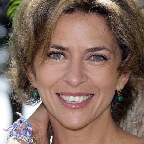 Corinne Touzet