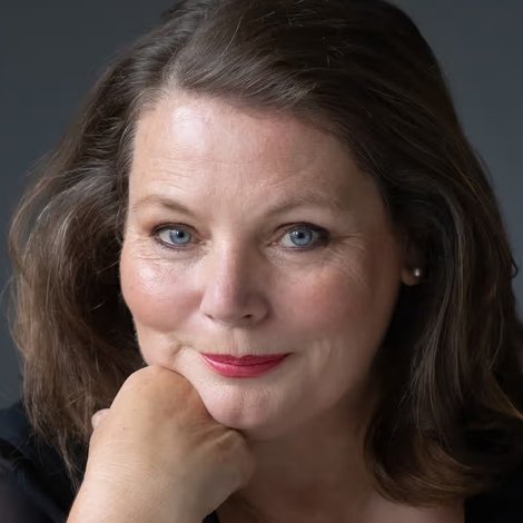 Joanna Scanlan