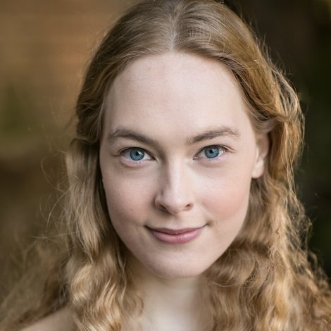 Laura Janes