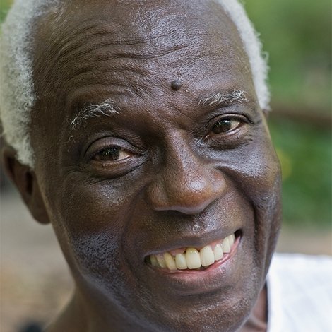 Carlos Moore