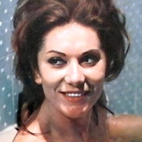 Adriana Alben