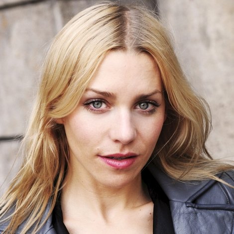 Julia Dietze