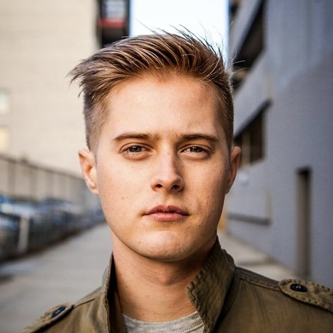 Lucas Grabeel