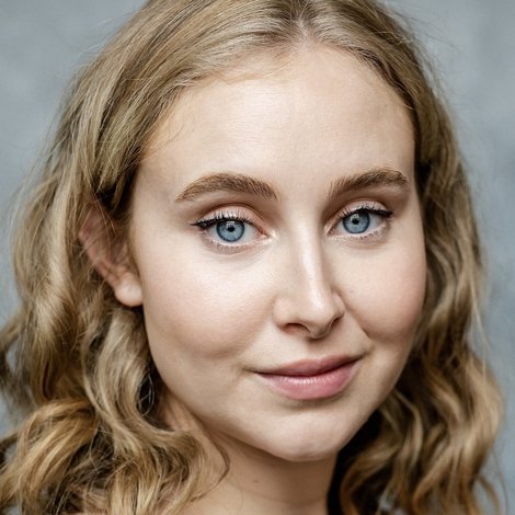 Lily Carr