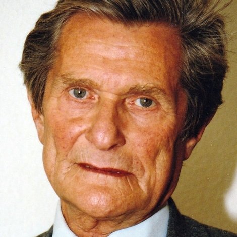 Léon Schwartzenberg