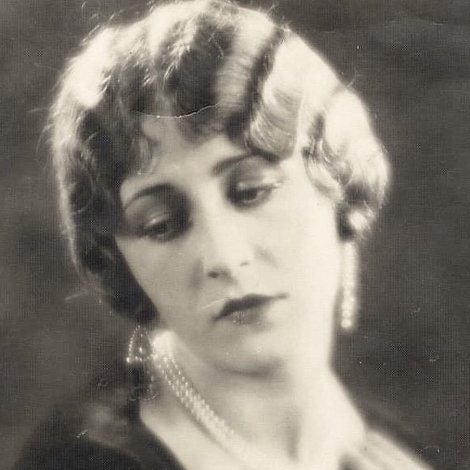 Muriel Paull