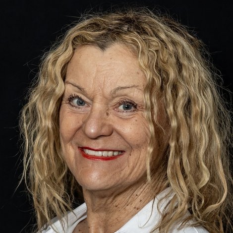 Anne Veesaar