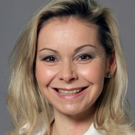 Petra Hobzová