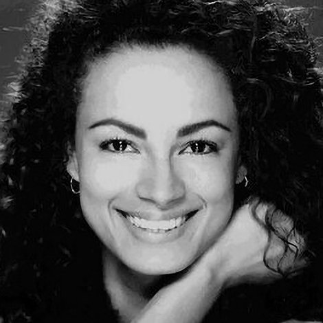 Tatiana Thumbtzen