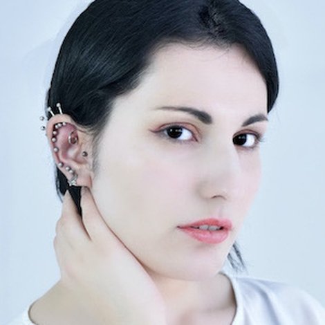 Farahnaz Nikray