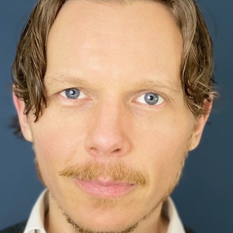 Nathan Mills