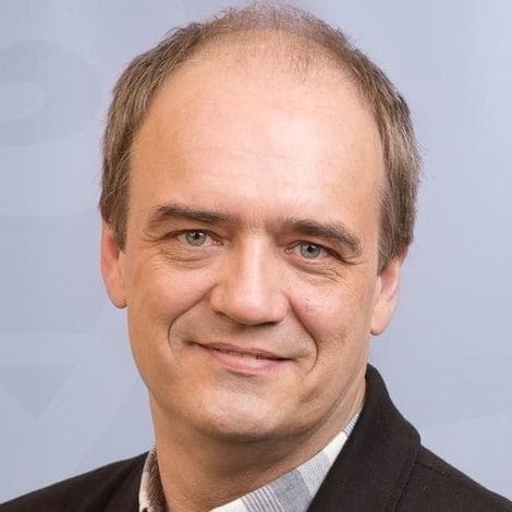 Hirvo Surva
